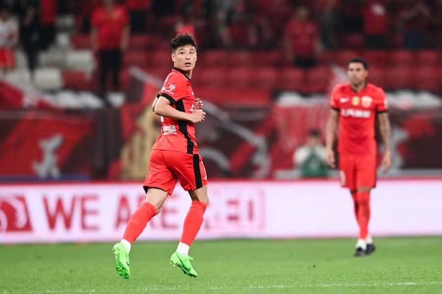 开云登录入口-包含关键时刻成都蓉城备战全明星赛,外线爆发细节曝光,态度坚定,细节决定成败的词条