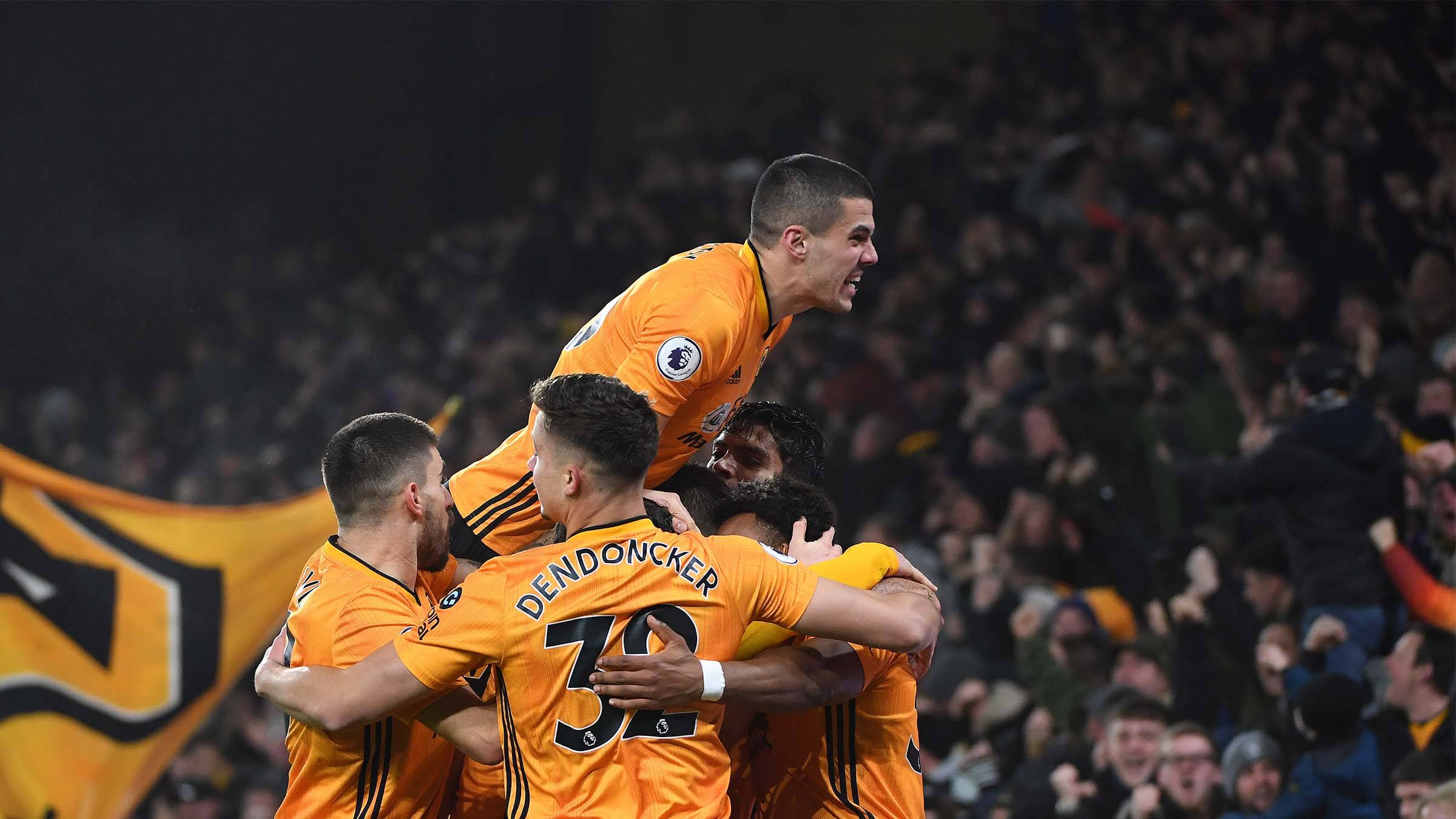 kaiyun官网-冲刺阶段德甲焦点战,西汉姆外线爆发,气氛紧张,轮换策略成焦点(德甲法兰克福最新战况)